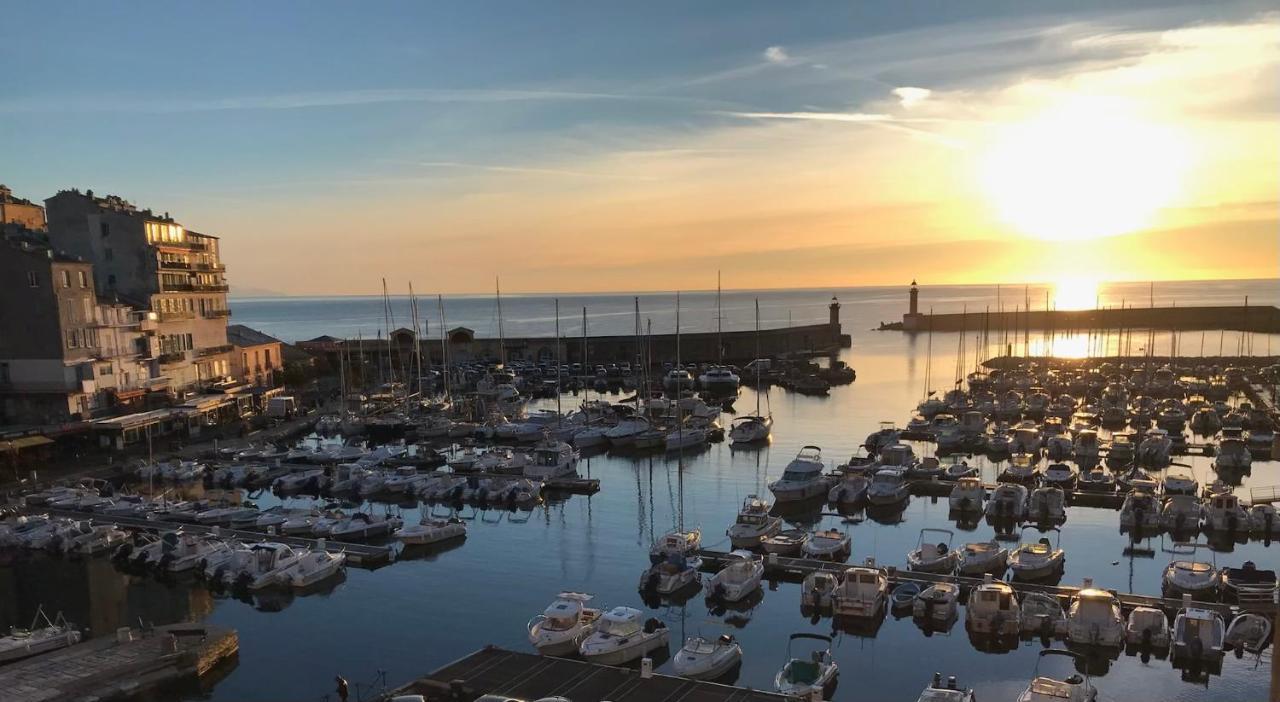 Sognu Di Matteu - Bel Appartement Entierement Climatise - Vue Mer, Vieux Port Bastia Бастия Экстерьер фото